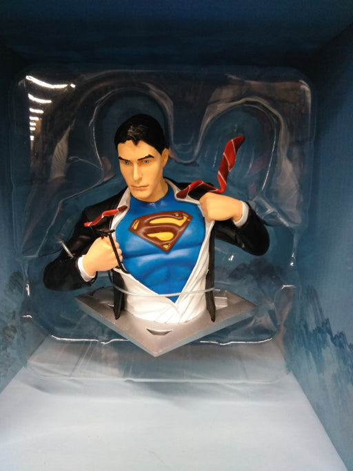 Clark Kent   Bobblehead 