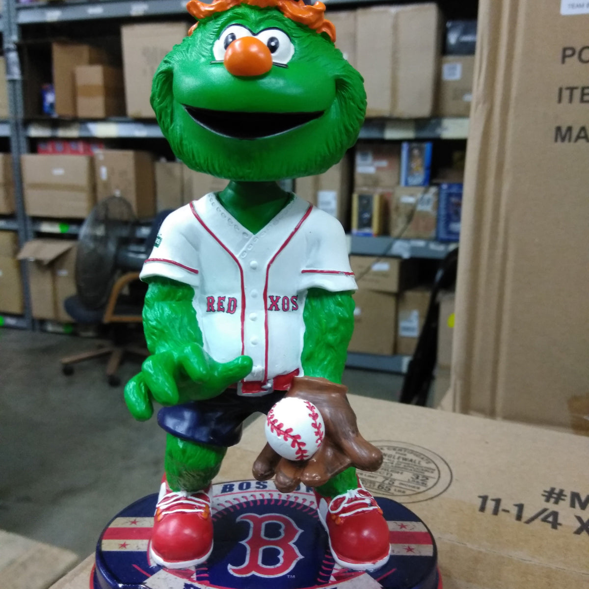 Boston Red Sox fans need this Martinez and Wally bobblehead
