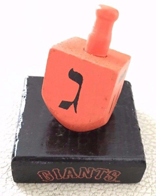  San Francisco Giants SGA 08/16/13, Orange Dreidel on black stand Dreidel MLB