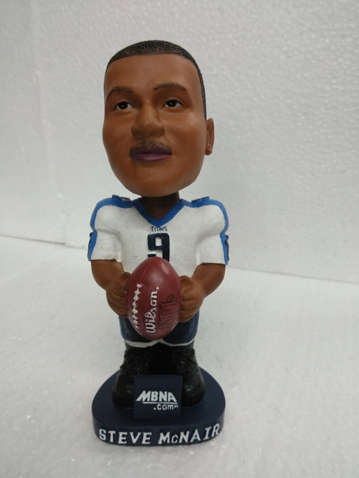 STEVE MCNAIR #9 MBNA TITANS Bobblehead